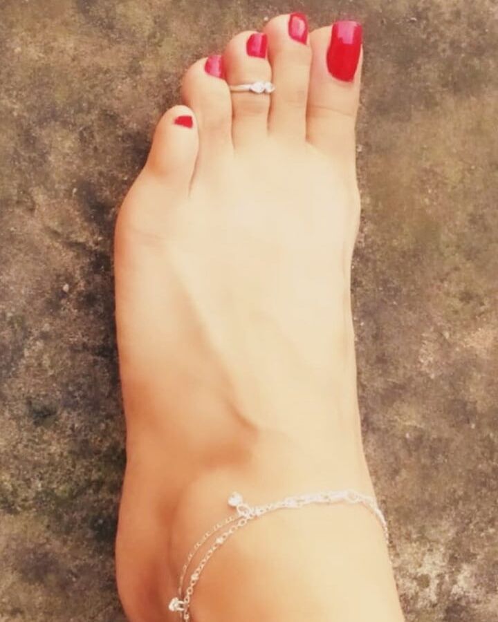 Gorgeous Indian feet