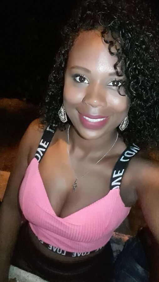 Ebony Neguinha gostosa