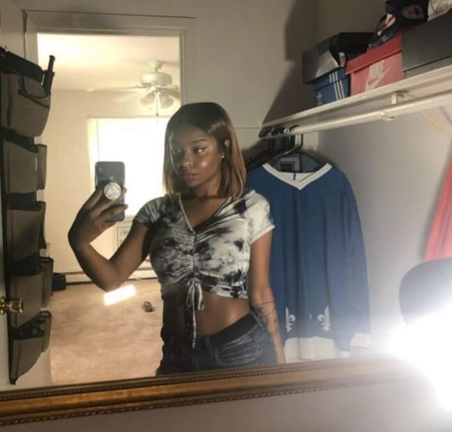 Im her side piece
