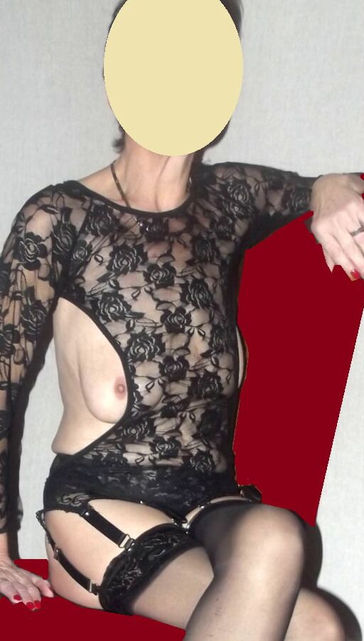 Geiles Nuttenoutfit der  Ehehure