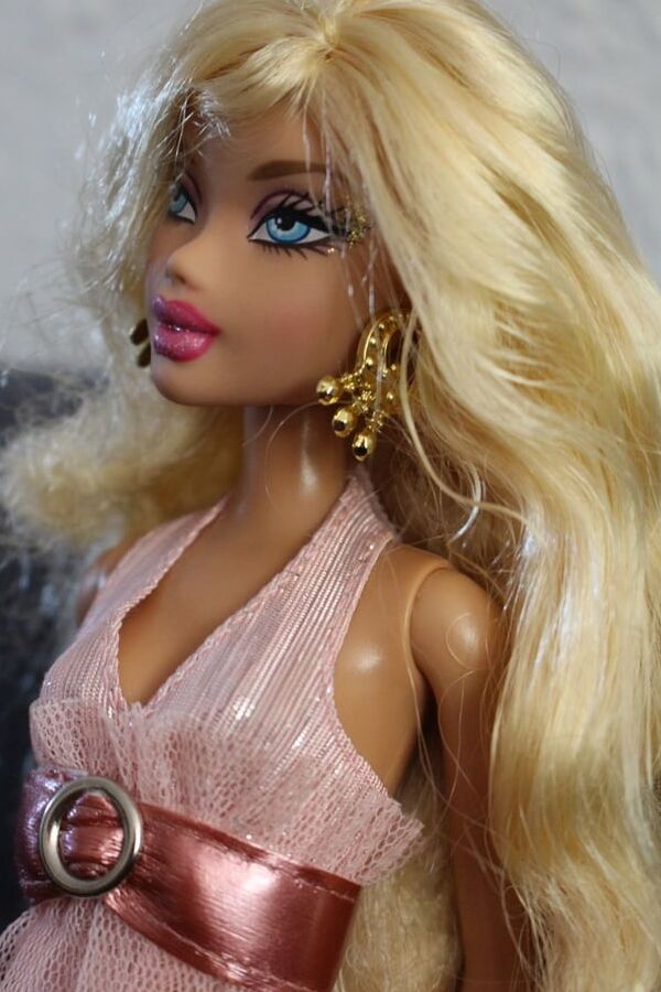 Kennedy stripping (Doll)