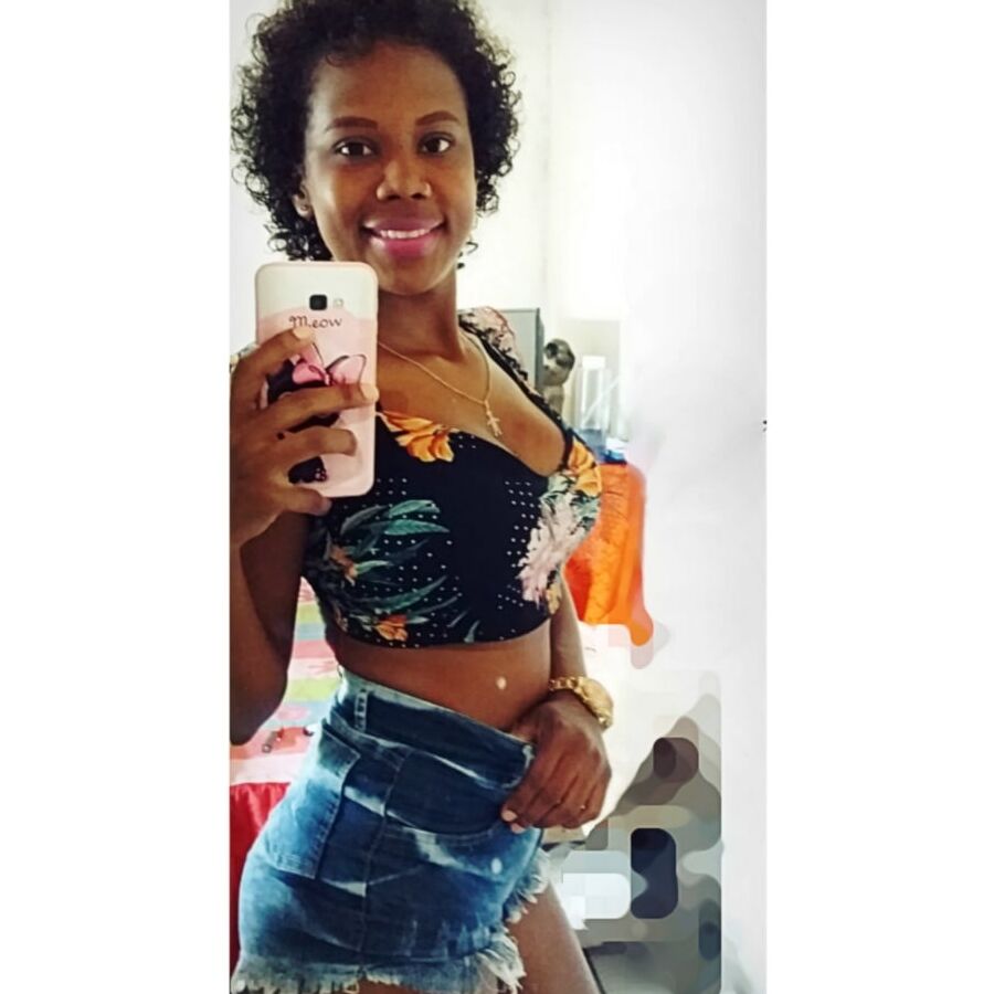 Ebony Neguinha gostosa
