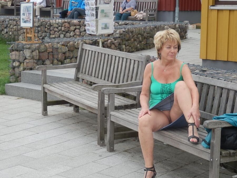 my x gfs mom still fuck her
