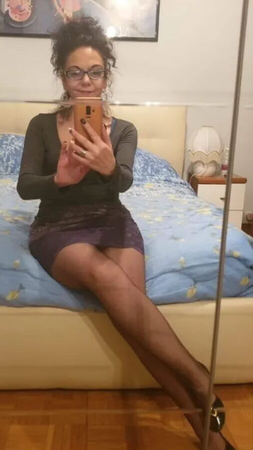Slut pantyhose friends for cumming