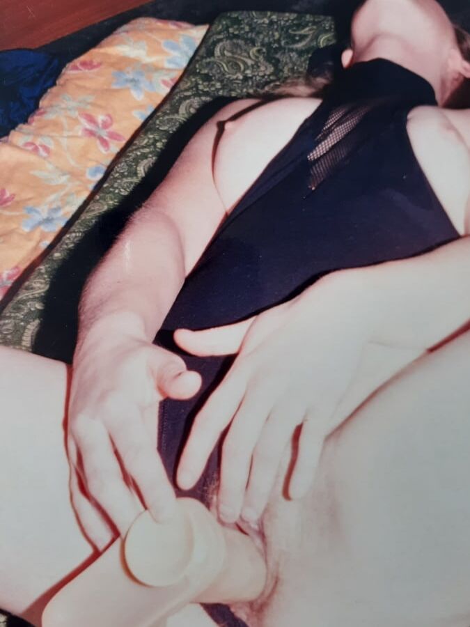 Some old pics of her in her twenties