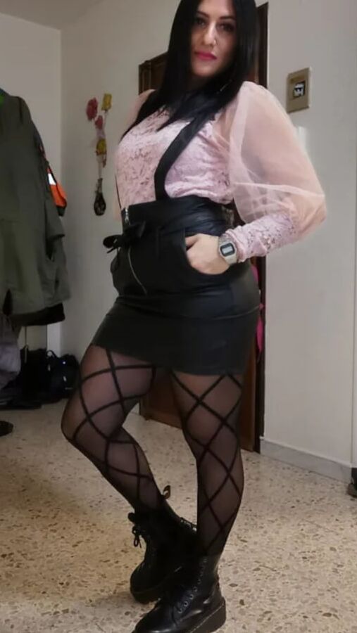 Slut pantyhose friends for cumming