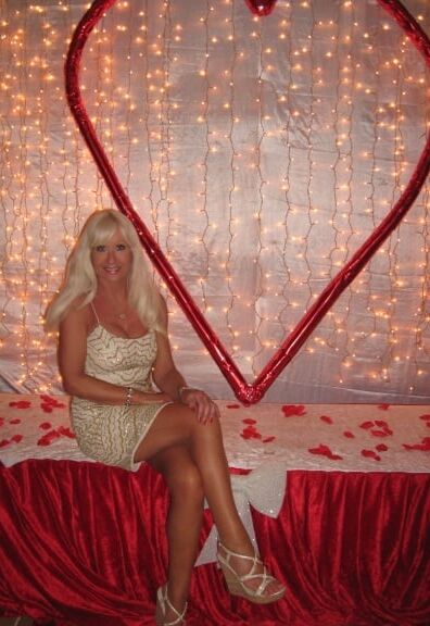 Golden Girl Carole