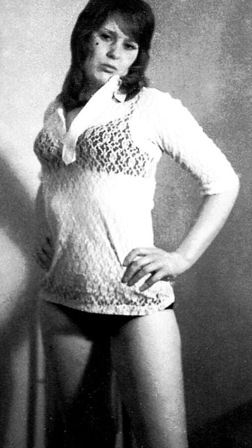 HELENA KAPINSKI STACK