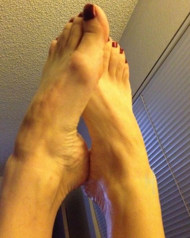 FEET _ only naked feet _