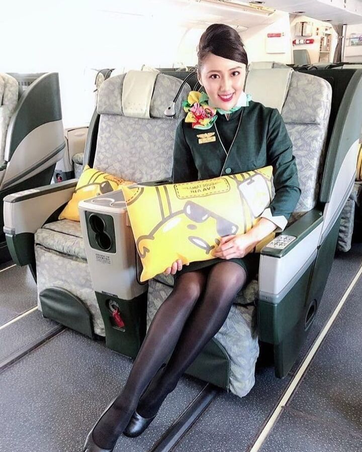 Asian Flight Attendants in Pantyhose Part