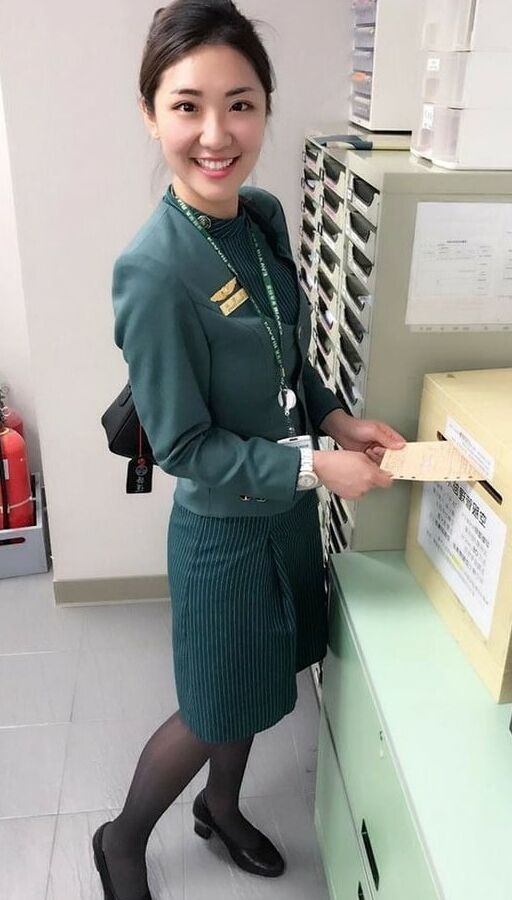 Asian Flight Attendants in Pantyhose Part