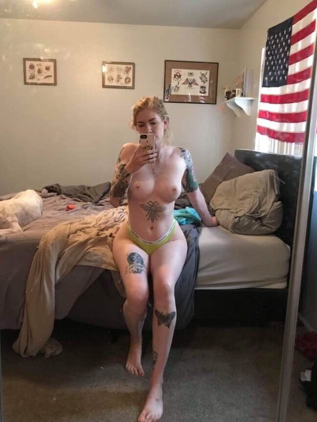 Cucks girl Victoria exposed!