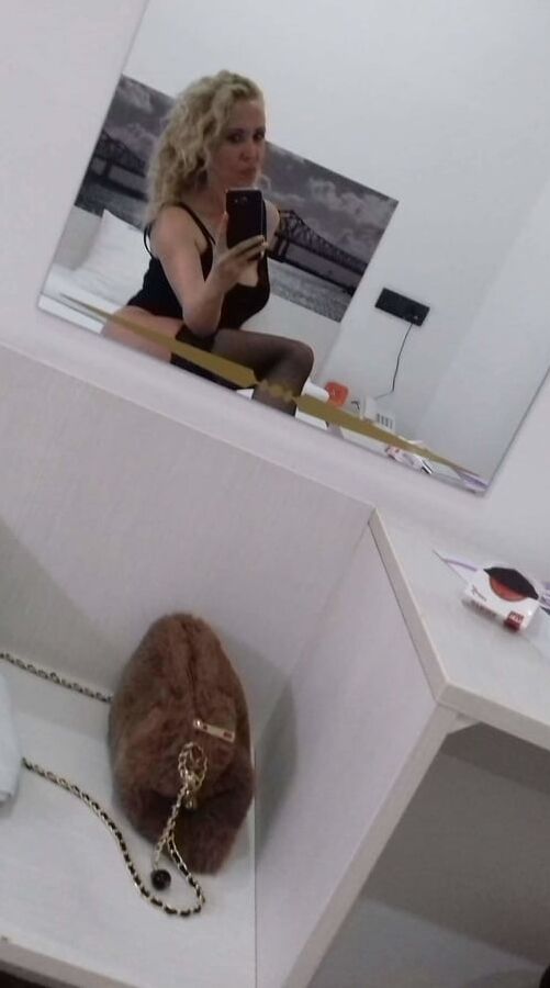 Sisata Viki Serbian milf