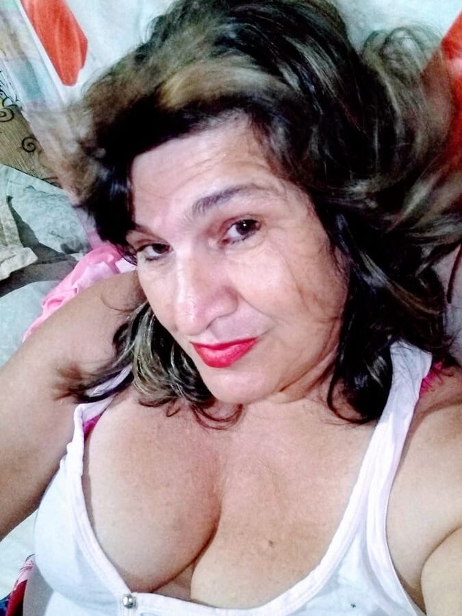 Naira Neves ... Faceb