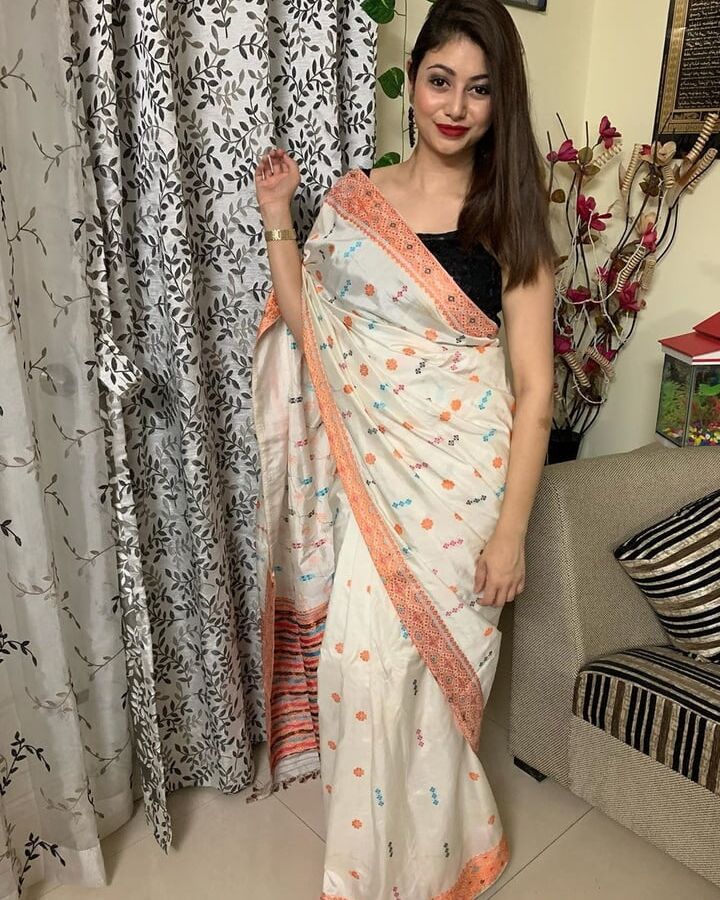 Sexy saree