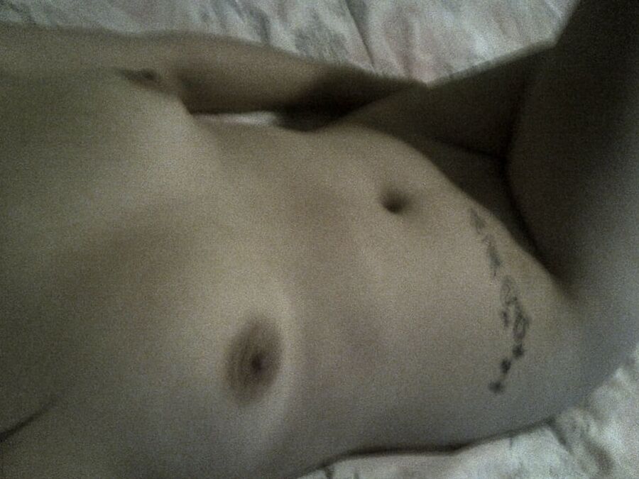 Webslut Lindsey Holler from Barrie Ontario