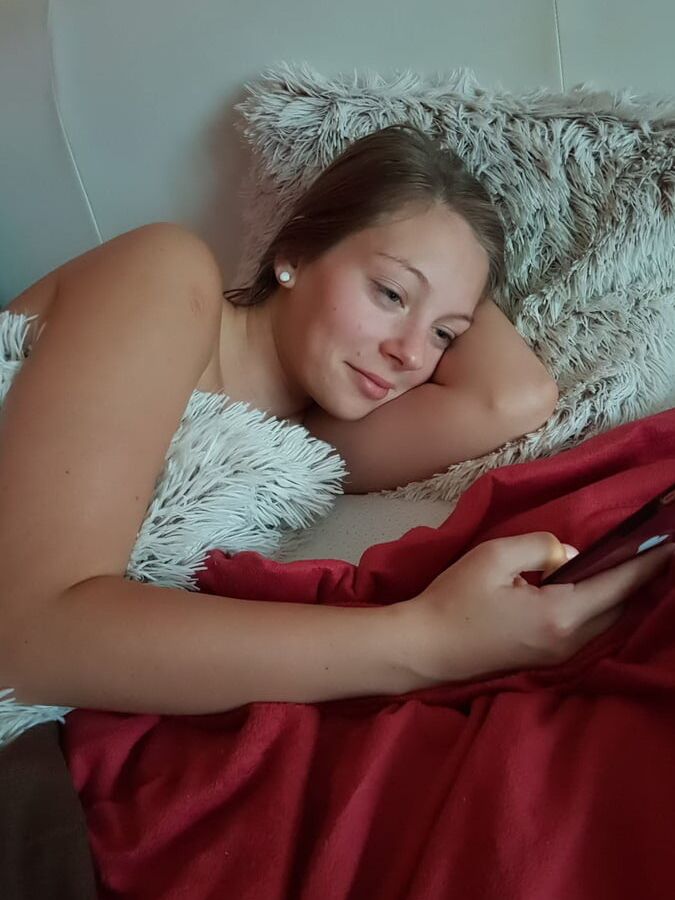 Amateur hungarian girl