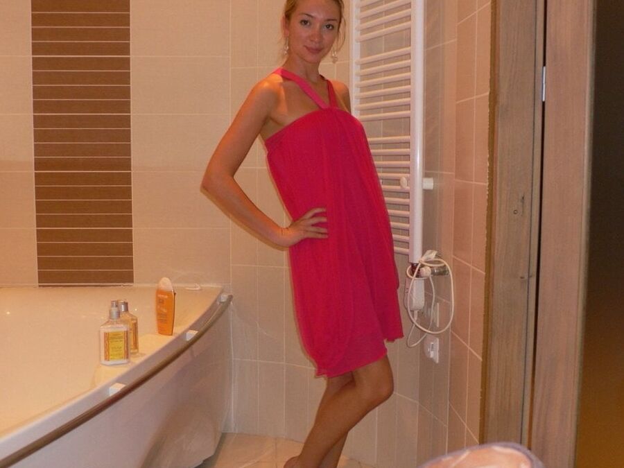 Exposed - Beautiful Young Brunette Girl