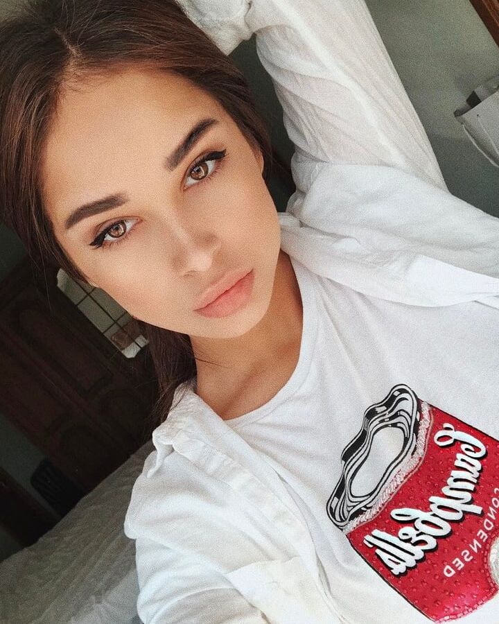 ALINA AKILOVA RUSSIAN GODDESS