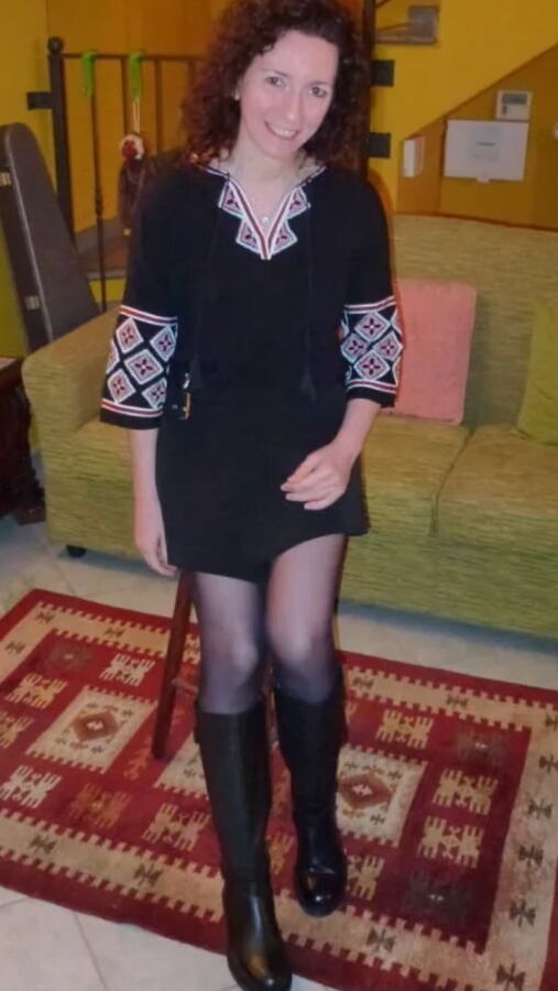 Slut pantyhose friends for cumming