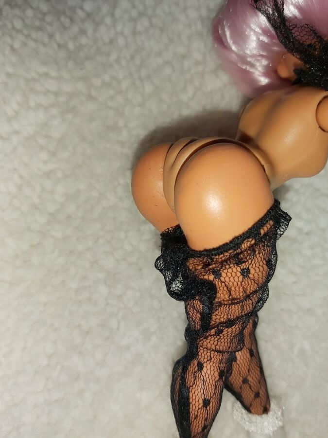 nd l.o.l. omg doll
