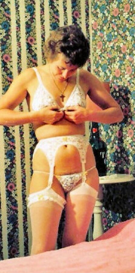 retro milf