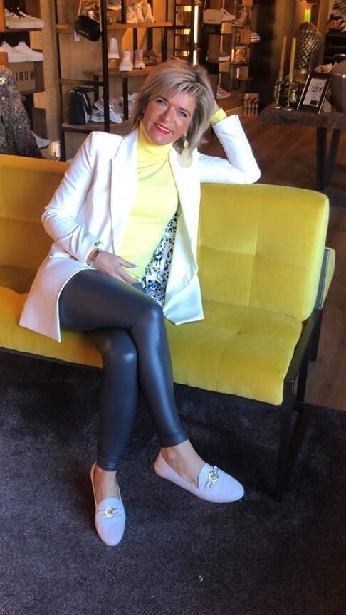 Hot Dutch mature Debby in thight pants