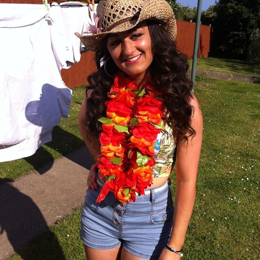 Stupid Chav Sluts- Laura S