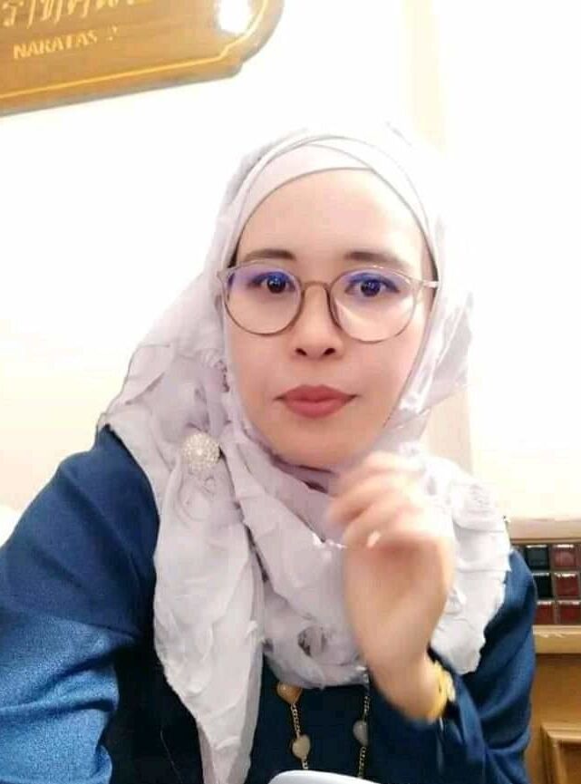 Ibu cantik tetek besar
