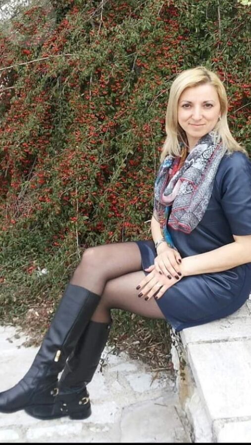 Slut pantyhose friends for cumming