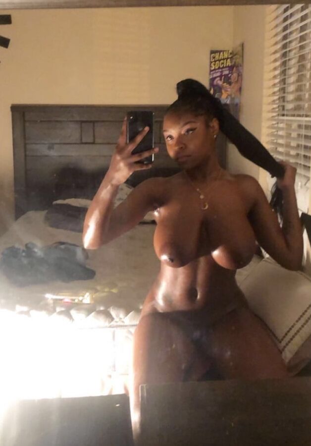 Im her side piece