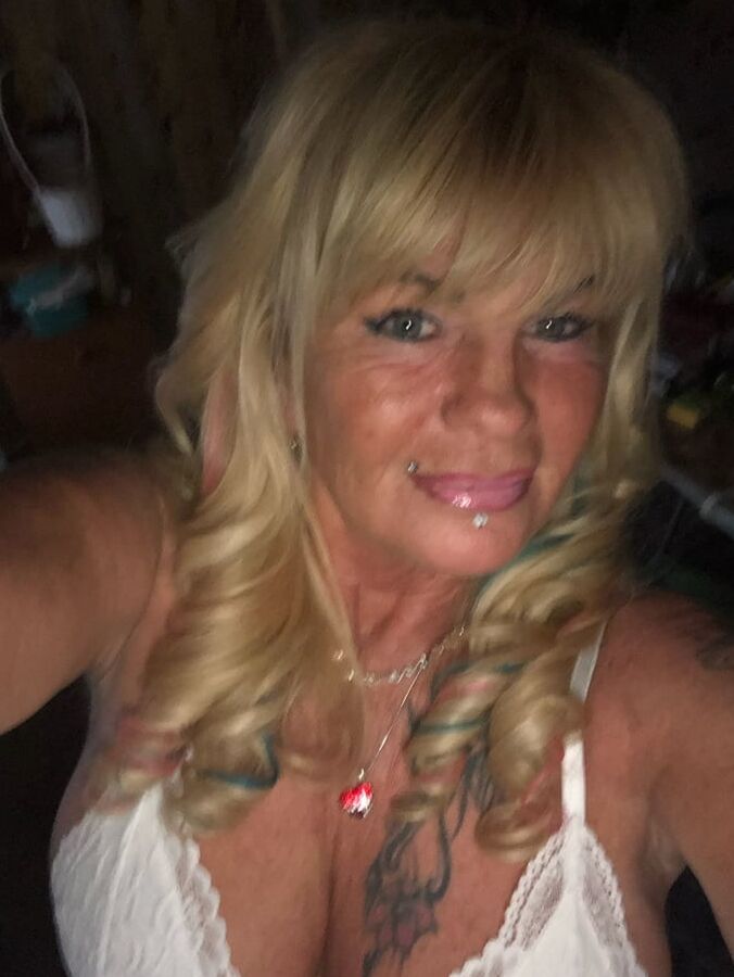 Hungarian Whore Viktoria