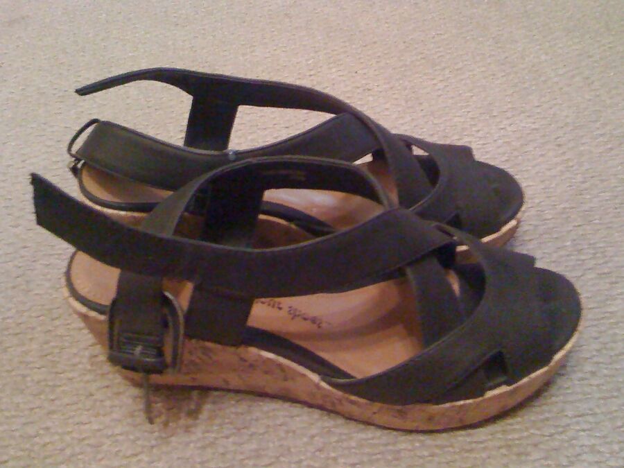 Les chaussures de ma femme, lesquelles preferez-vous ?