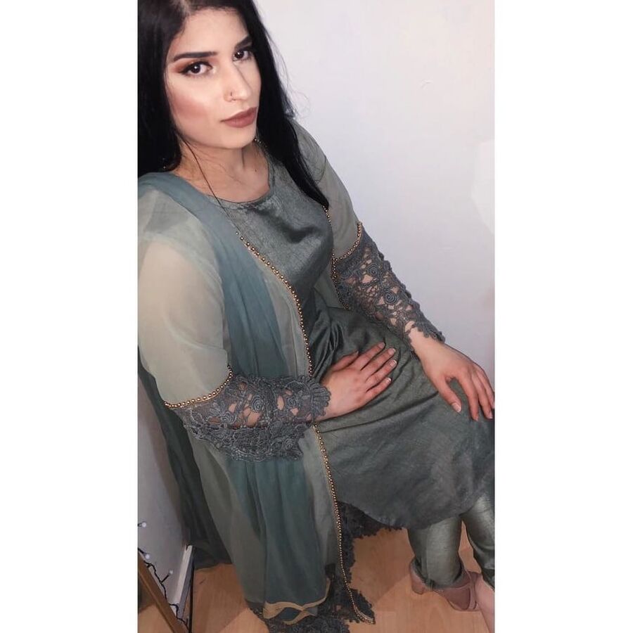 Sexy Pakistani Sluts