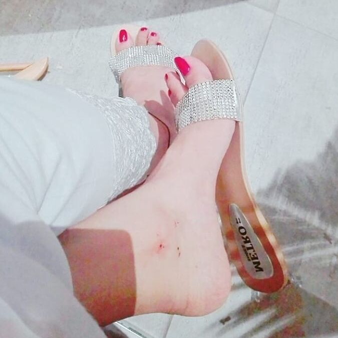 Gorgeous Indian feet