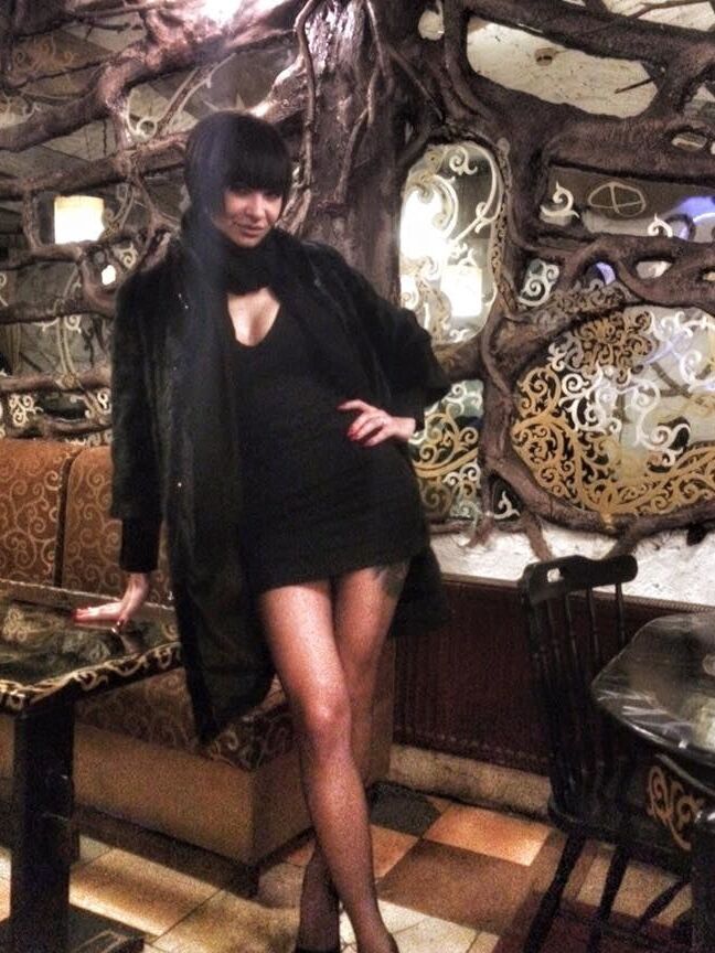 sexy european lady Viktoria in tights pantyhose nylon legs