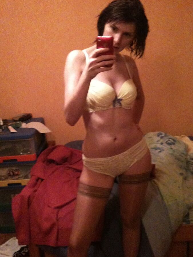 Celine petite pute francaise