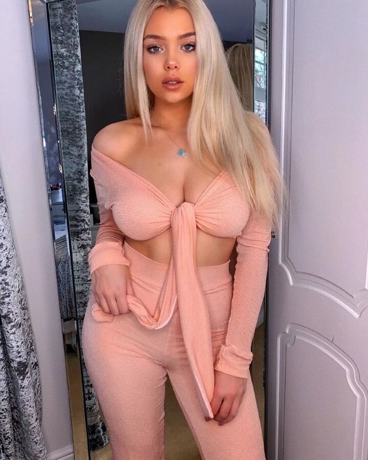 im a plastic fucktoy