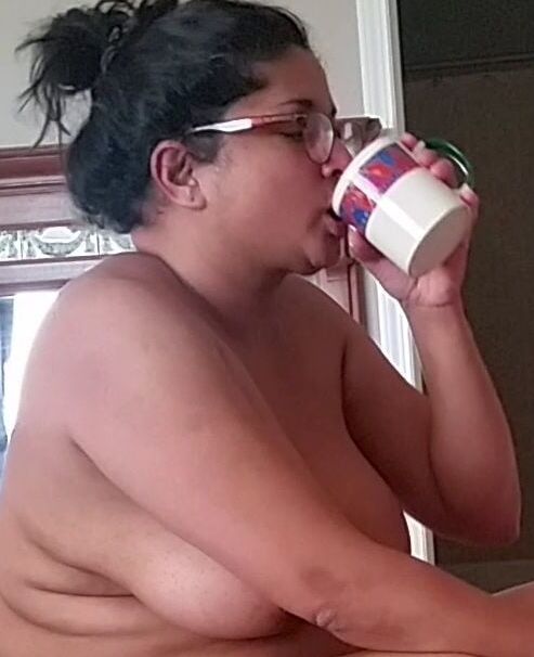 Melissa, fat piggy whore from Canada