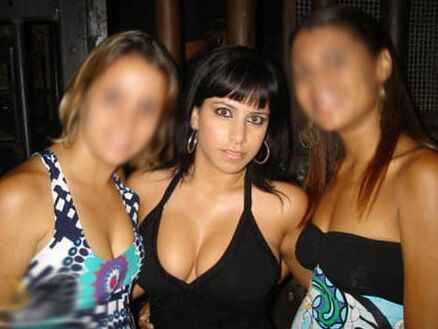 Linda chilena de ojos hermosos y de unas enormes tetas
