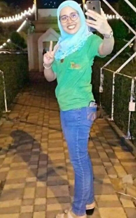 Ibu cantik tetek besar