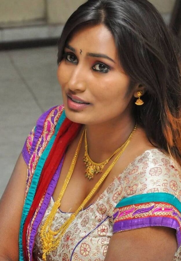 Real Life Tamil girls hot collections (part:)