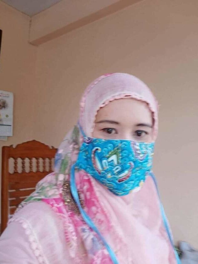 Ibu cantik tetek besar
