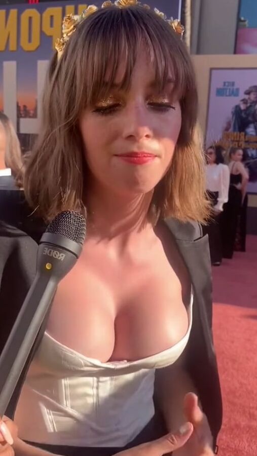 Celeb with Huge Boobs