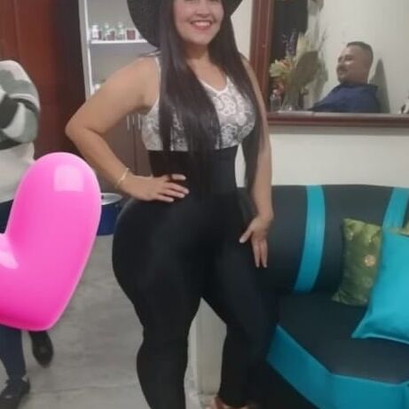 girasol robles mature ass culote bbw