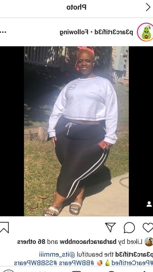 Thick legs Emerald