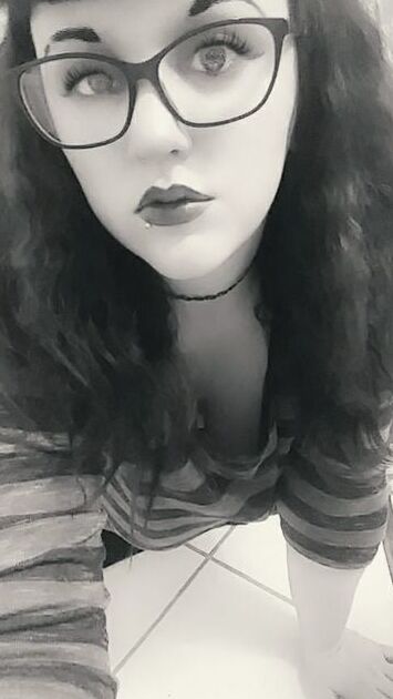 Amateur Goth Slut