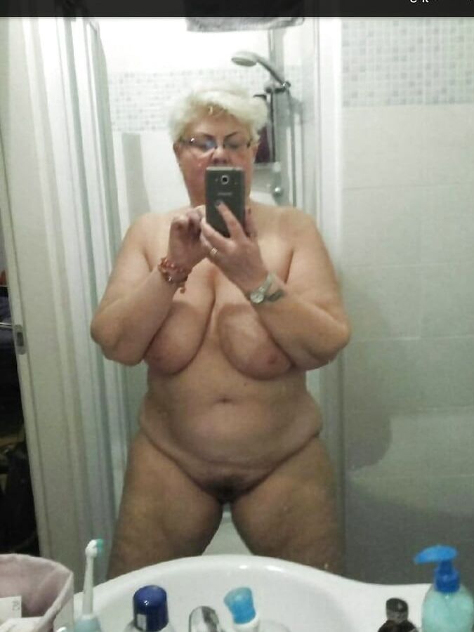 Granny send me a selfie