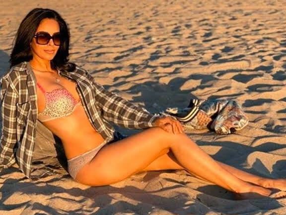 Mallika sherwat sexy hot