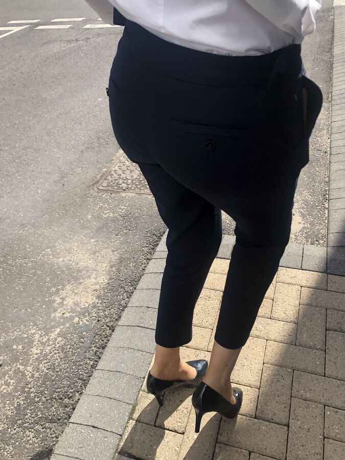 Wife dangling